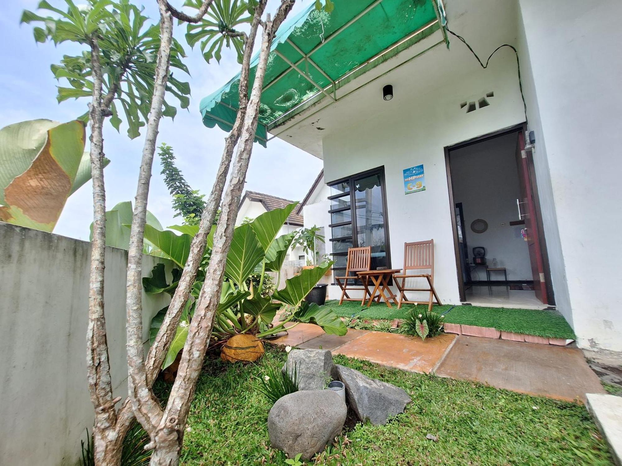 Villa Estetik Di Malang Esterno foto